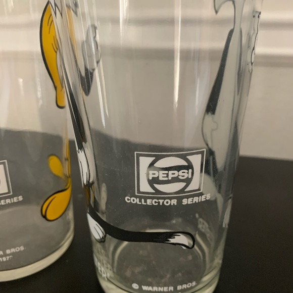 Pepsi Collectors Series Glasses 1973 Looney Tunes - Picture 3 of 3